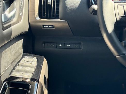 Used 2025 Nissan Pathfinder Platinum w/ Cargo Package FWD image 32