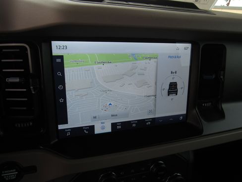 Used 2023 Ford Bronco Wildtrak image 16