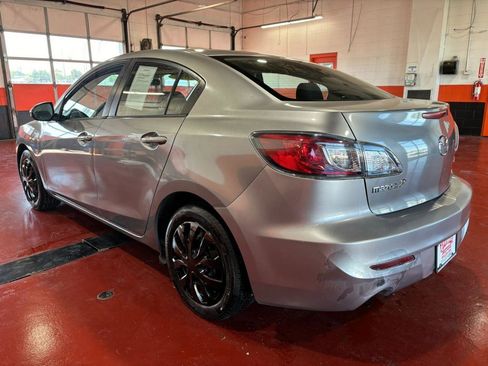 Used 2013 MAZDA MAZDA3 i Sport image 9