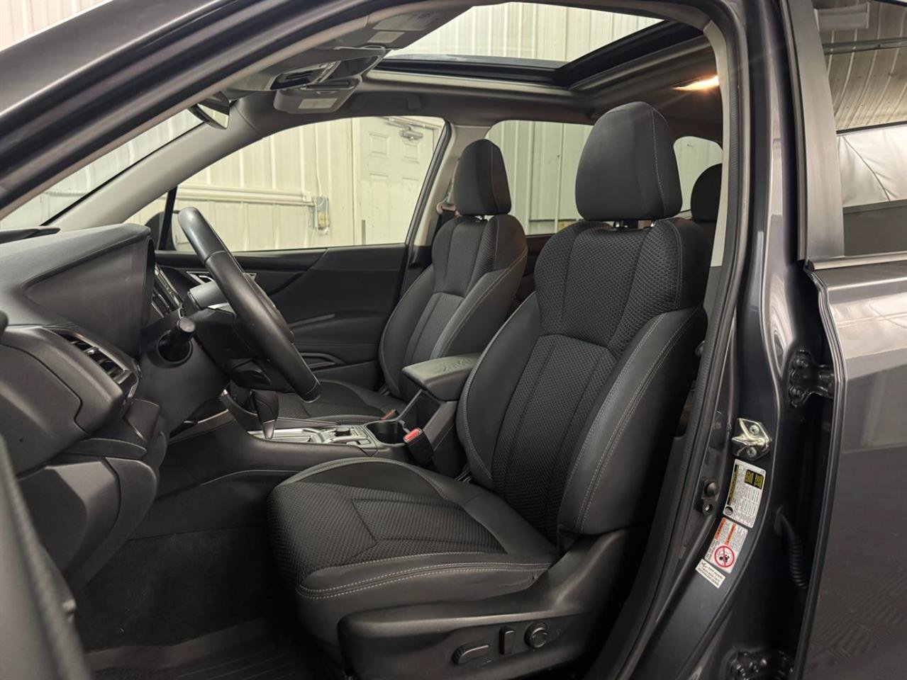 Used 2020 Subaru Forester Premium AWD/4WD image 4