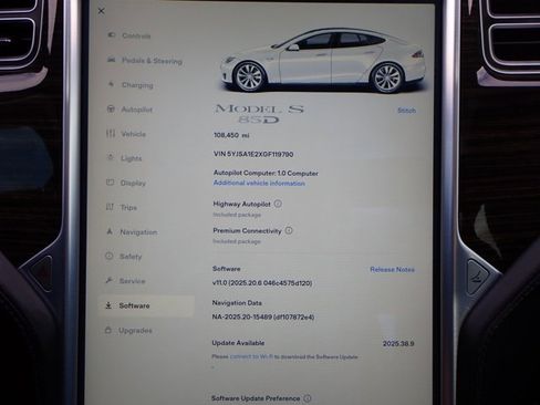 Used 2016 Tesla Model S 85D image 22