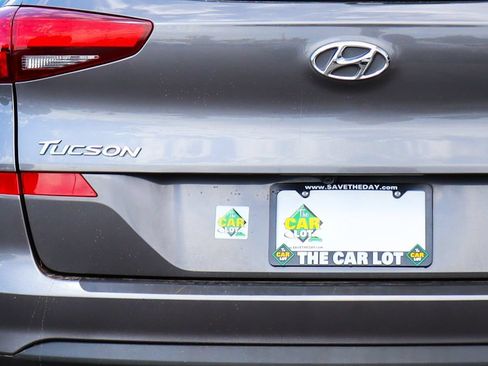 Used 2020 Hyundai Tucson SE FWD image 18