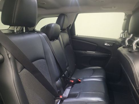 Used 2019 Dodge Journey Crossroad FWD image 19