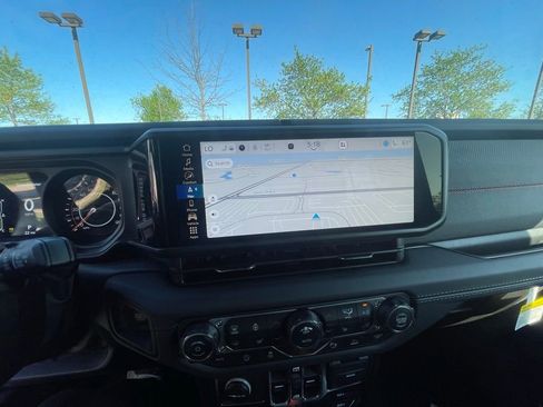 New 2026 Jeep Wrangler Unlimited Rubicon AWD/4WD image 12