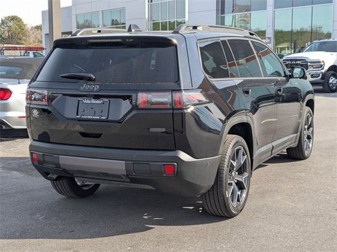 New 2026 Jeep Cherokee Overland image 7