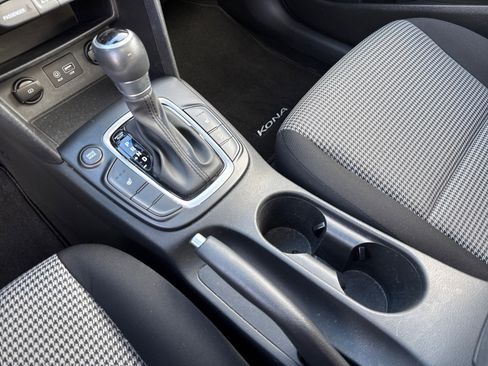 Used 2019 Hyundai Kona SEL w/ SEL Tech Package 02 image 21