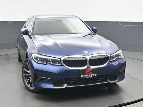 Used 2020 BMW 330i xDrive Sedan w/ Premium Package AWD/4WD image 8