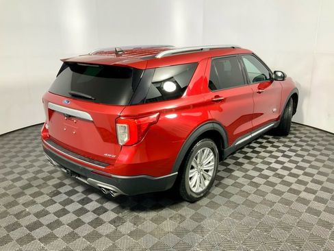 Used 2021 Ford Explorer King Ranch w/ Premium Technology Package image 17