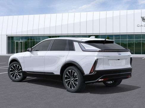 New 2026 Cadillac Lyriq Sport AWD/4WD image 40