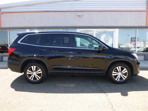 Used 2017 Honda Pilot EX-L image 4