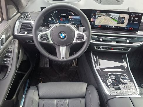 Used 2026 BMW X5 xDrive40i w/ Executive Package image 12