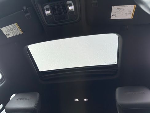 Used 2020 GMC Sierra 1500 AT4 w/ AT4 Premium Package AWD/4WD image 14