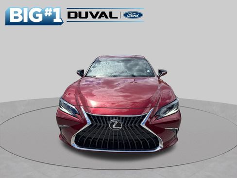 Used 2025 Lexus ES 300h Ultra Luxury w/ Accessory Package (Z1) FWD image 8