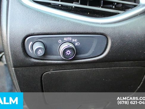 Used 2025 Chevrolet Malibu LT FWD image 29