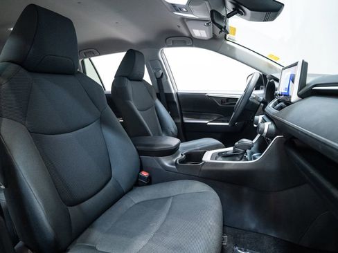 Certified 2023 Toyota RAV4 LE FWD image 14