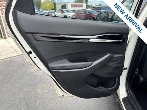 Used 2023 Kia Seltos S w/ Navigation Package AWD/4WD image 15
