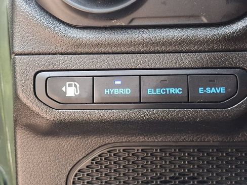 Certified 2024 Jeep Wrangler Unlimited AWD/4WD image 25