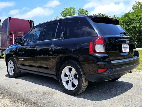 Used 2017 Jeep Compass Sport w/ Power Value Group image 7
