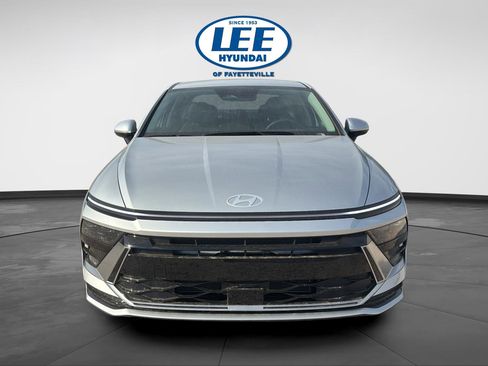 New 2026 Hyundai Sonata SEL FWD image 2