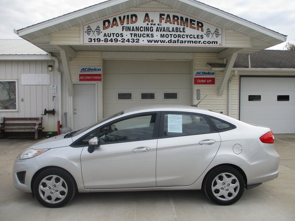 Used 2013 Ford Fiesta SE FWD image 12