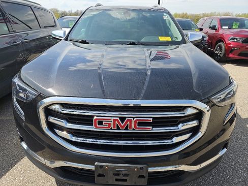 Used 2018 GMC Terrain SLT w/ Preferred Package FWD image 2