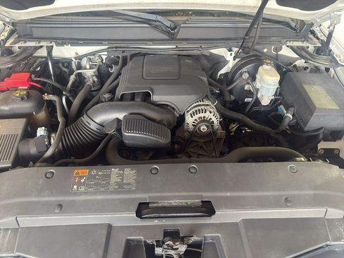 Used 2011 Chevrolet Avalanche LT w/ Luxury Package image 29