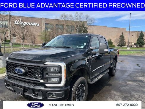 Certified 2023 Ford F350 Lariat w/ Tremor Off-Road Package AWD/4WD image 11