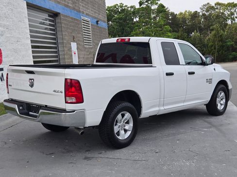 Used 2024 RAM 1500 Classic SLT AWD/4WD image 7