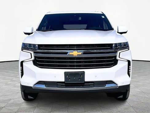 Used 2024 Chevrolet Suburban LT image 2