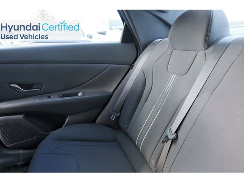 Certified 2025 Hyundai Elantra Sport FWD image 14