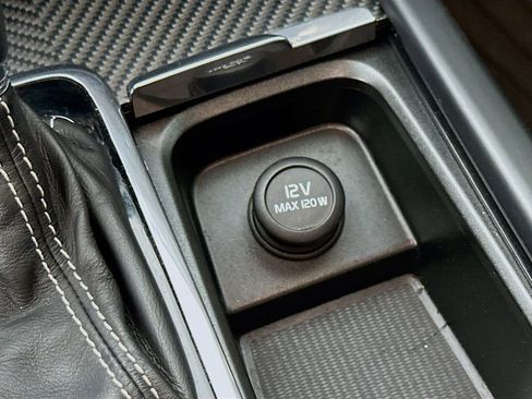 Used 2019 Volvo XC90 T6 R-Design w/ Protection Package Premier image 32