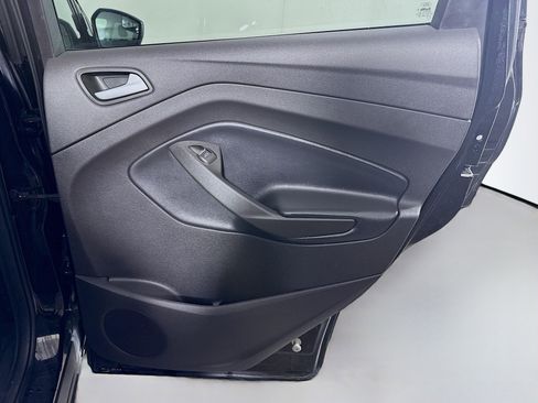 Used 2019 Ford Escape SEL image 28