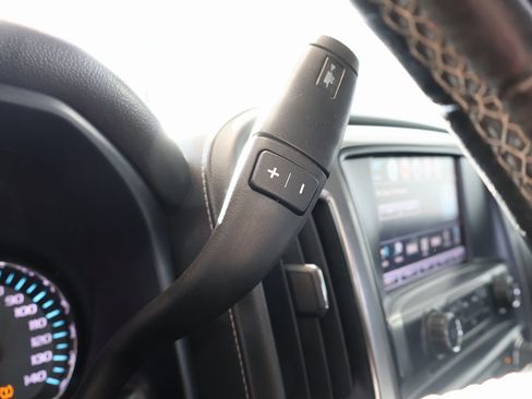 Certified 2018 Chevrolet Silverado 2500 LTZ w/ Midnight Edition image 18