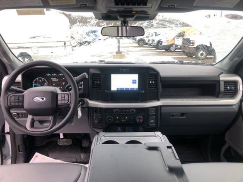 New 2026 Ford F550 4x4 Supercab Super Duty image 10