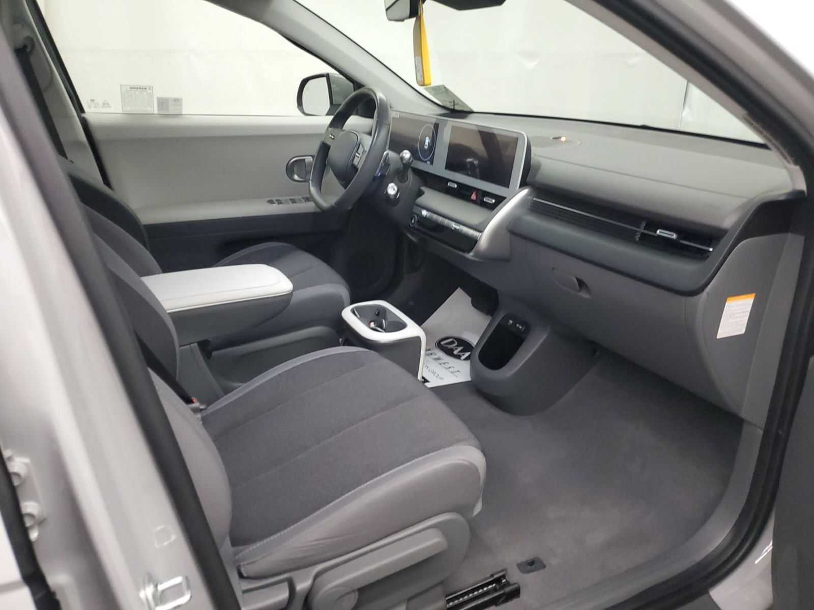 Used 2024 Hyundai Ioniq 5 SEL RWD image 10