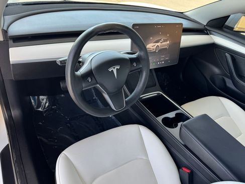 Used 2022 Tesla Model 3 Long Range AWD/4WD image 10