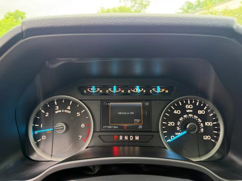 Used 2018 Ford F150 XLT w/ Equipment Group 302A Luxury AWD/4WD image 21