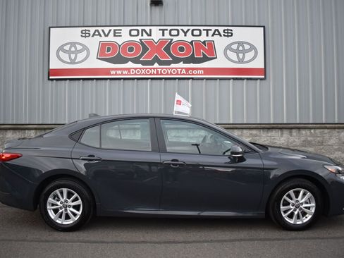 Certified 2025 Toyota Camry LE w/ Convenience Package image 8