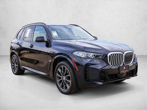 Used 2026 BMW X5 xDrive40i AWD/4WD image 3