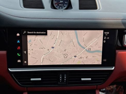 Certified 2022 Porsche Cayenne GTS AWD/4WD image 20