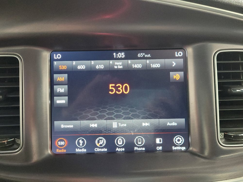 Used 2019 Dodge Charger SXT AWD/4WD image 25