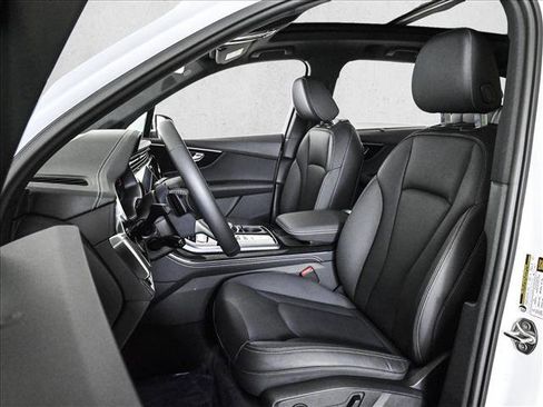 Certified 2025 Audi Q7 3.0T Premium Plus w/ Premium Plus Package AWD/4WD image 17