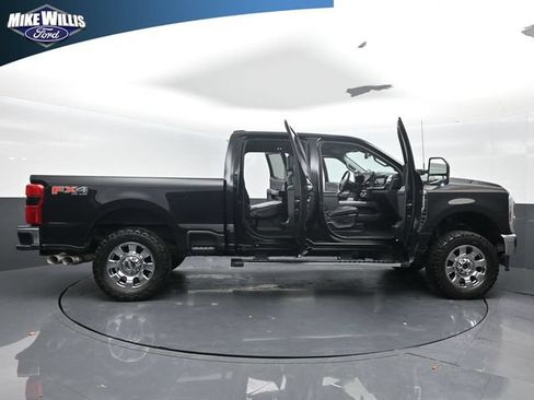Certified 2024 Ford F250 Lariat w/ Chrome Package AWD/4WD image 27