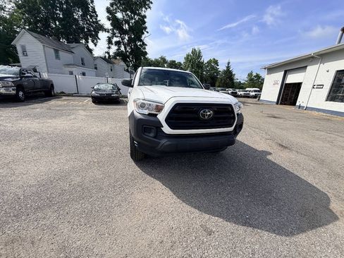 Used 2019 Toyota Tacoma SR RWD image 32