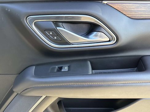 Certified 2022 Chevrolet Suburban High Country image 15