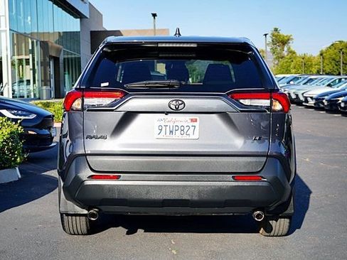 Used 2025 Toyota RAV4 LE FWD image 9