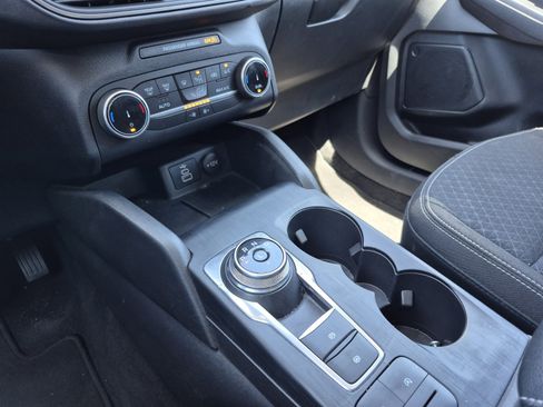 Used 2025 Ford Escape Active image 34