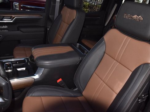 Used 2025 Chevrolet Silverado 1500 High Country w/ High Country Premium Package image 34