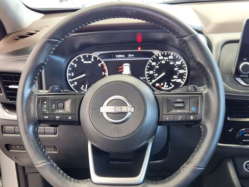 Used 2022 Nissan Rogue SV w/ SV Premium Package image 20