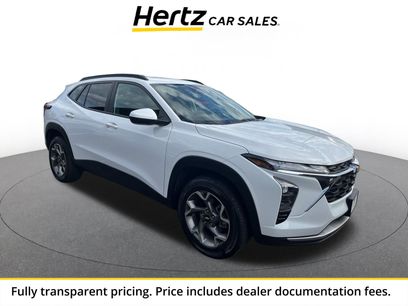 Used 2025 Chevrolet Trax LT
